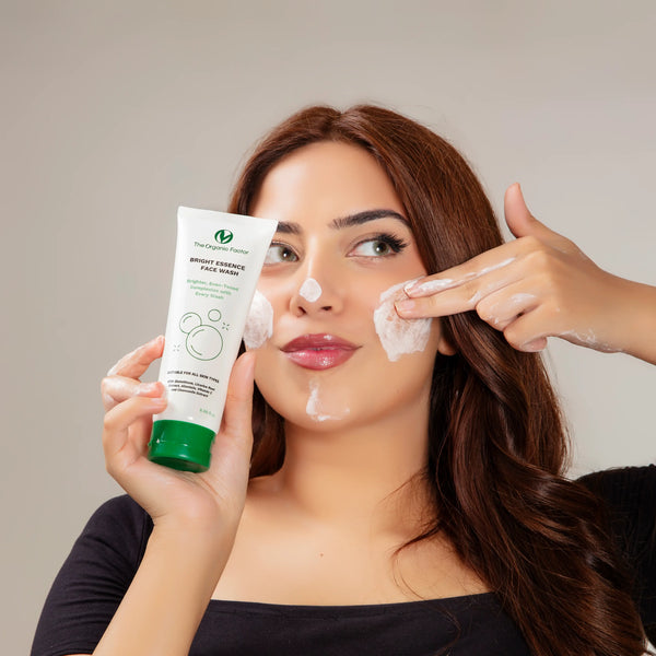 Bright Essence Face Wash